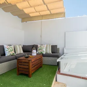 https://unique-homes-la-juderia-parking-terraza.es-andalucia.com